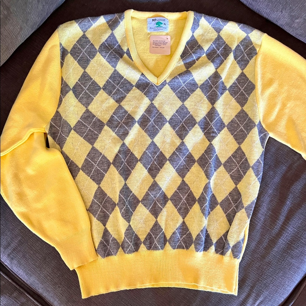Mens Argyle Golf Sweater